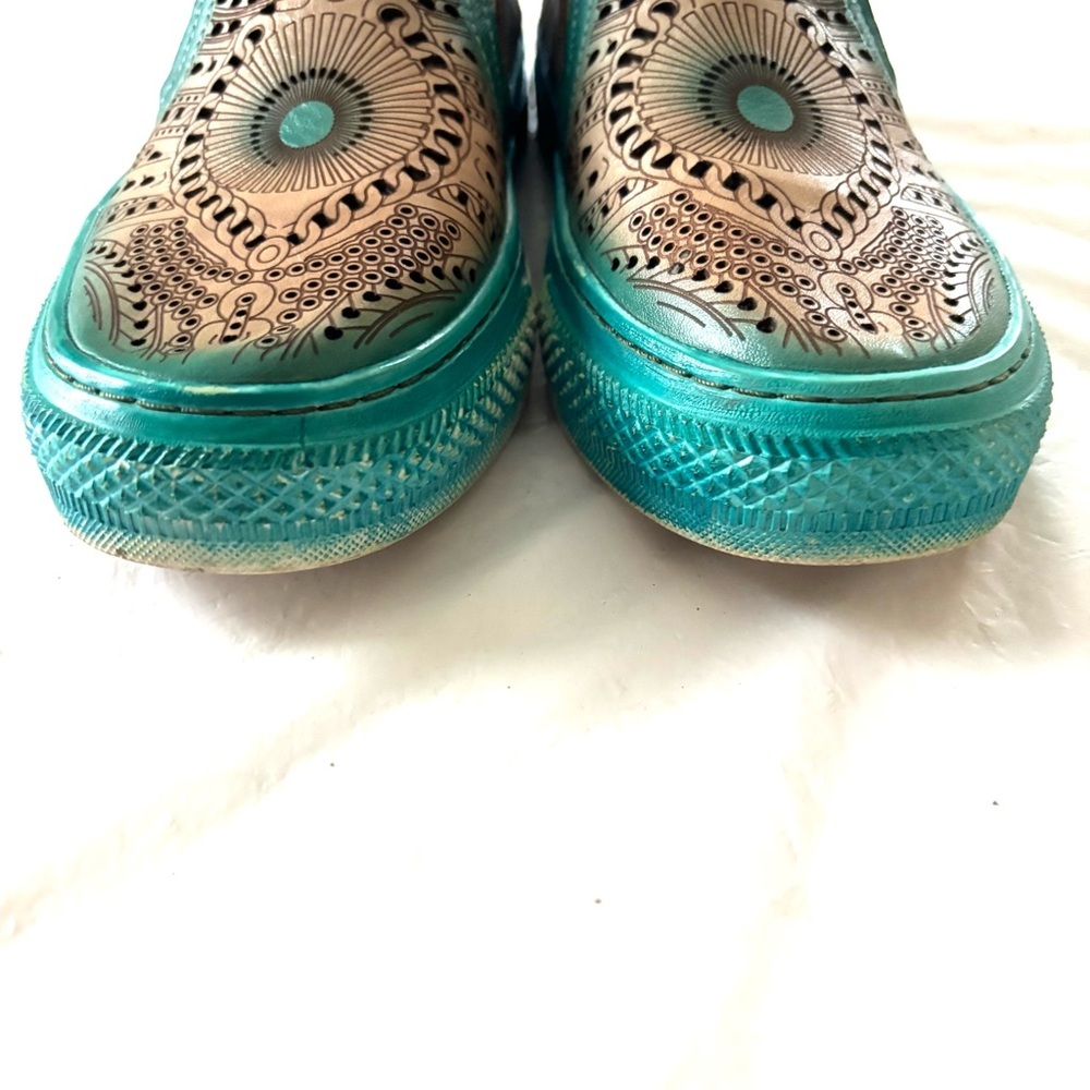 L'ATISTE Hanna Slip On Sneakers Loafers Blue Cream Scallop trim SZ 5 WORN 1X - Picture 7 of 14